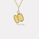 Grandfather Scale Cloud Vein Locket
