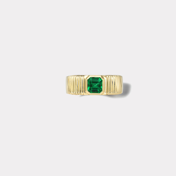One of a kind Pleated Solitaire Band - 0.50cts Emerald Cut Emerald