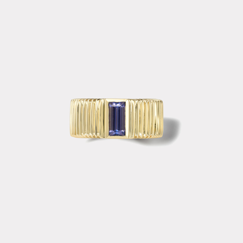 One of a kind Pleated Solitaire Band - 0.93ct Baguette cut Tanzanite