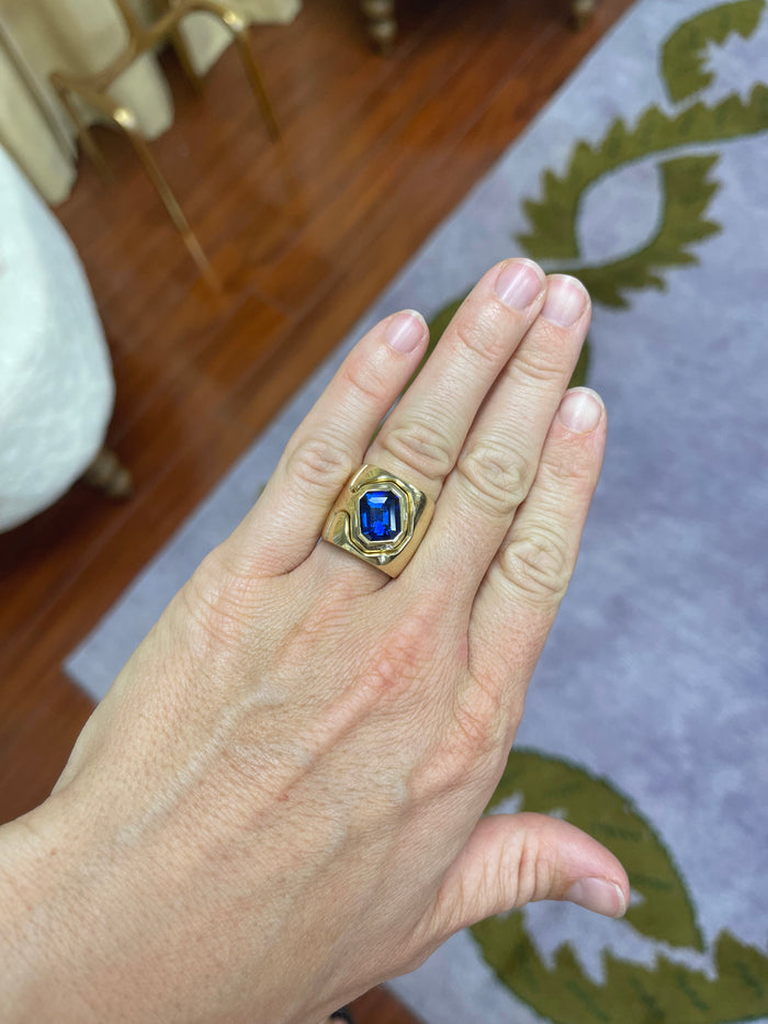Impetus Interlocking Puzzle Ring with GIA 5.18ct Blue Sapphire
