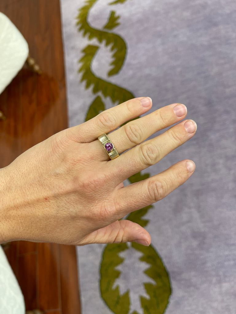 One of a kind Pleated Solitaire Band - 1.06ct Round Pink Sapphire